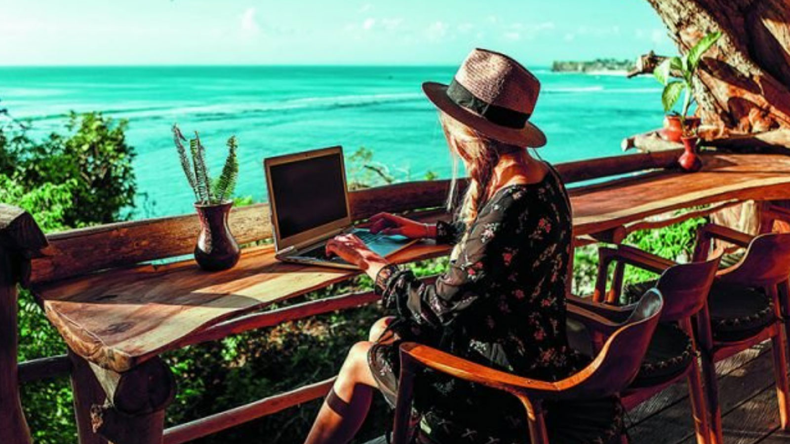 the-mauritius-premium-visa-a-window-for-non-citizens-to-work-globally-from-mauritius
